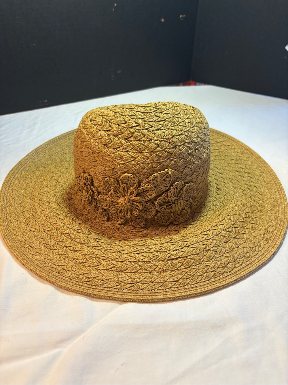 Cappelli Straworld Woven Floral Straw Sun Hat in Tan